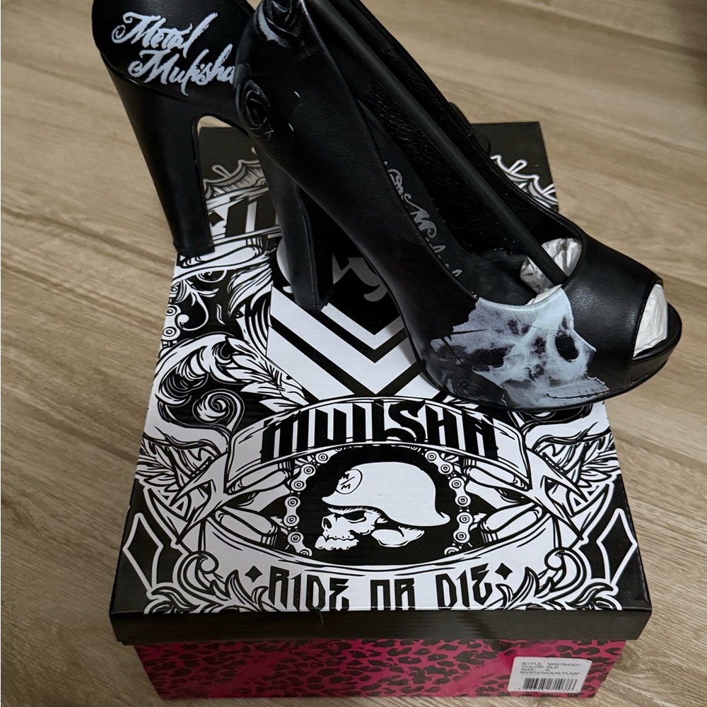 Metal Mulisha skull heels